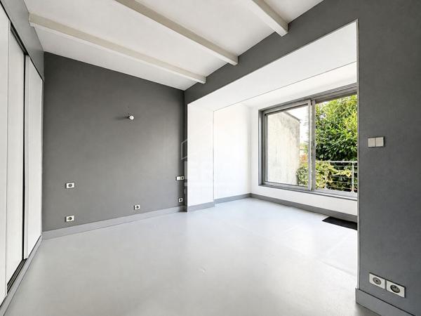Maison de ville, 3 ch, de 136,5 m² mêlant ancien et contemporain.