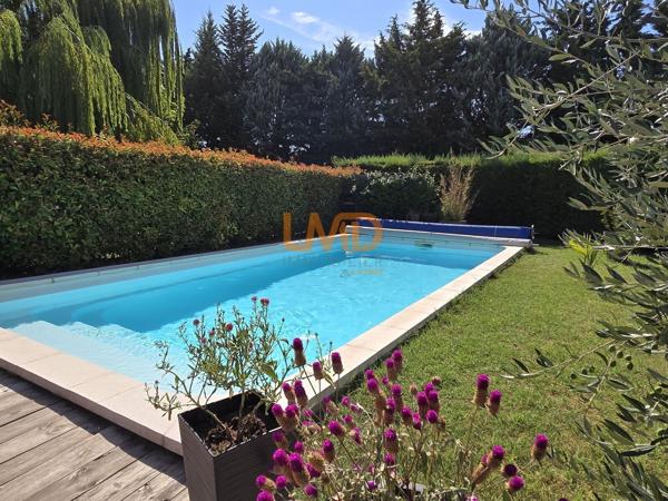 Maison de plain-pied avec piscine, au calme absolu, vendue meublée