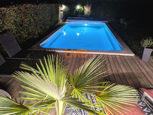 Maison de plain-pied avec piscine, au calme absolu, vendue meublée