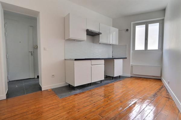 Appartement Pantin 2 pièce(s) 31.38 m2