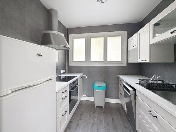 APPARTEMENT MEUBLÉ T3 AVEC BALCON - ANGERS