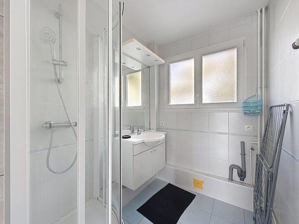 APPARTEMENT MEUBLÉ T3 AVEC BALCON - ANGERS