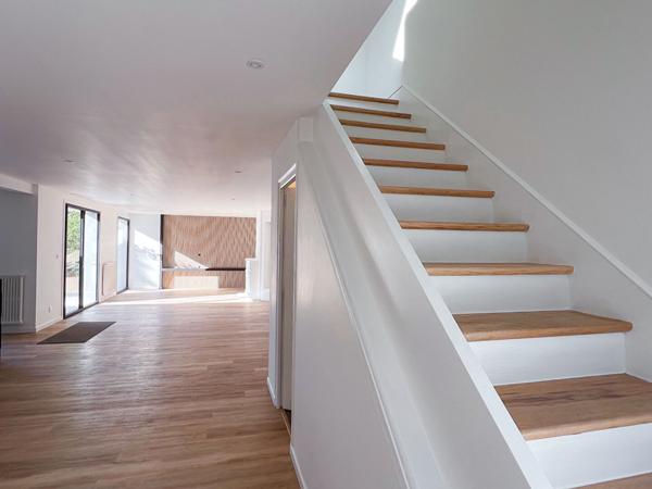 A Vendre Angers Est Maison 6 pièces 222 m2, vie de plain-pied, 5 chambres, jardin
