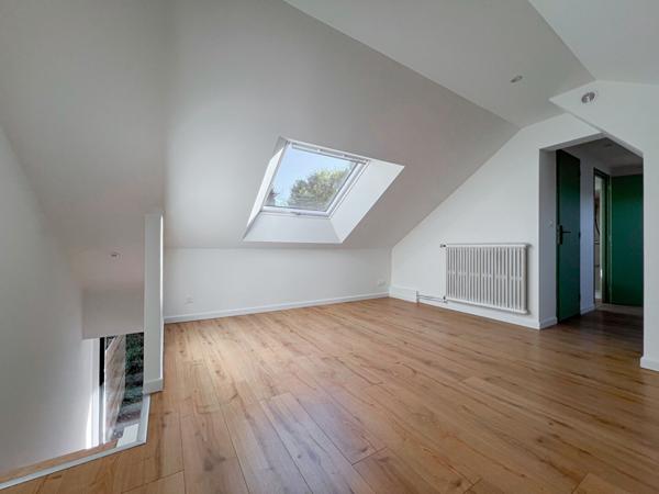 A Vendre Angers Est Maison 6 pièces 222 m2, vie de plain-pied, 5 chambres, jardin