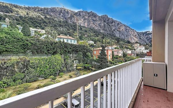 Appartement à vendre    2 pièces • 46,04 m2 Menton