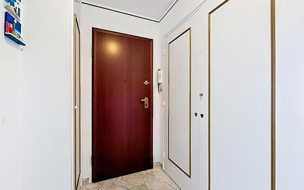 Appartement à vendre    2 pièces • 46,04 m2 Menton