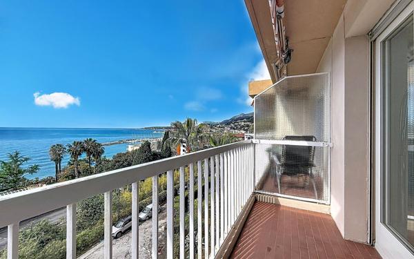 Appartement à vendre    2 pièces • 46,04 m2 Menton