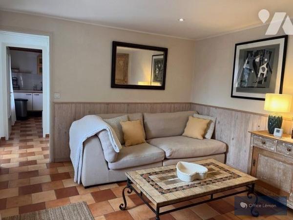 CHALLEX  Immeuble de caractère du XIXᵉ siècle composé de deux logements – 140,75 m²