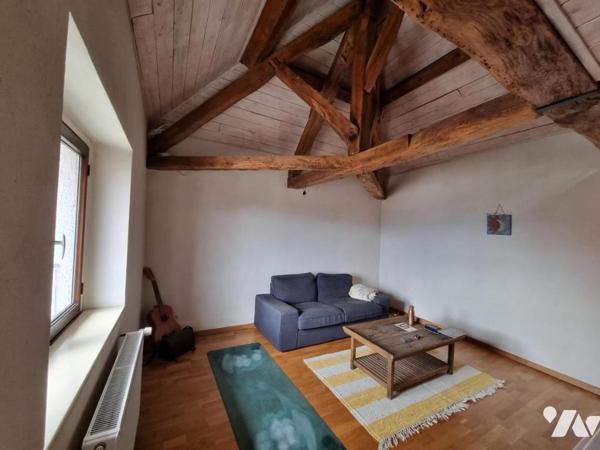 CHALLEX  Immeuble de caractère du XIXᵉ siècle composé de deux logements – 140,75 m²