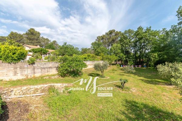 Maison de 120 m² et annexes sur terrain de 5552 m²