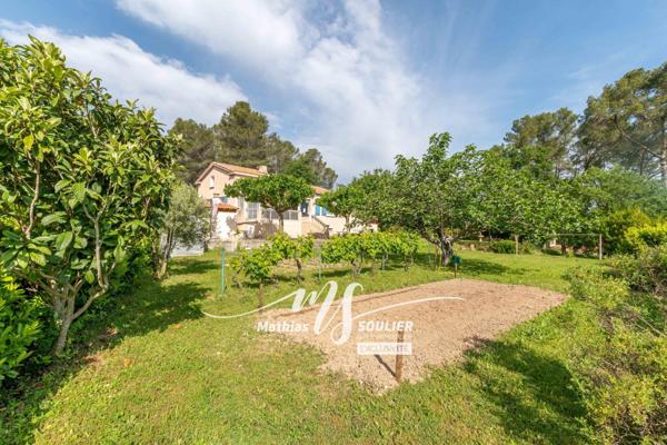 Maison de 120 m² et annexes sur terrain de 5552 m²