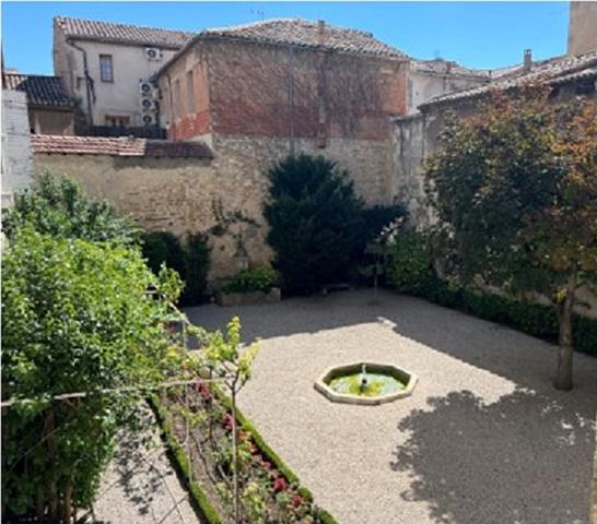 Carpentras (84200) SUPERBE DUPLEX AU COEUR DE CARPENTRAS - UN BIJOU DU XVIIème SIECLE