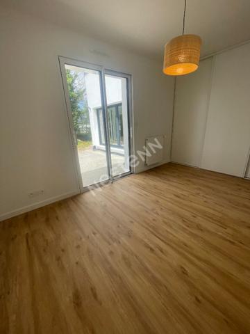 A LOUER - CENTRE VILLE DE LOCMINE - MAISON DE PLAIN-PIED NEUVE