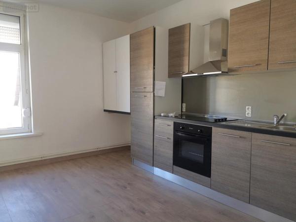 Fonds et/ou murs commerciaux à louer à Cambrai dans le Nord (59400), ref : 59084-L1435