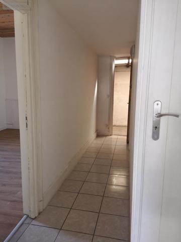 Fonds et/ou murs commerciaux à louer à Cambrai dans le Nord (59400), ref : 59084-L1435