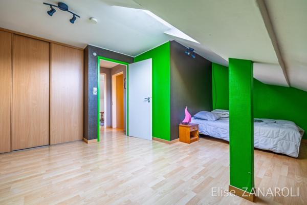 Maison de ville avec 4 chambres, garage et jardin à Volmerange!