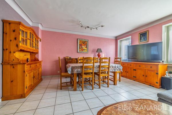 Maison de ville avec 4 chambres, garage et jardin à Volmerange!