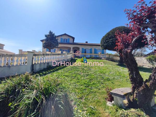 Maison à vendre 8 pièces de 198 m²