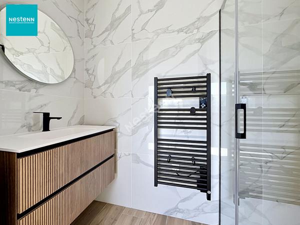 A vendre sur EPAGNY une maison moderne de 5 pièces de 182 m², avec jardin et garage double