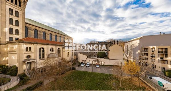 À vendre Studio 30.54 m² - Grenoble 38000