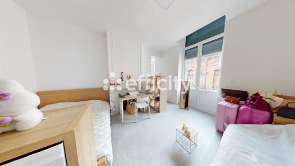 Immeuble 9 pièces - 650 m² Exclusivité efficity