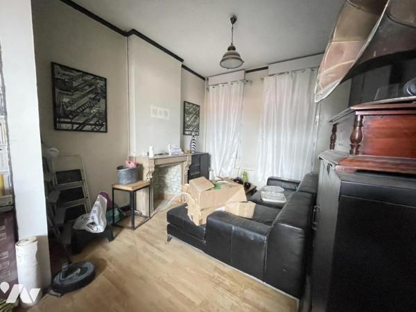 CALAIS - MAISON DE VILLE - 2 CHAMBRES