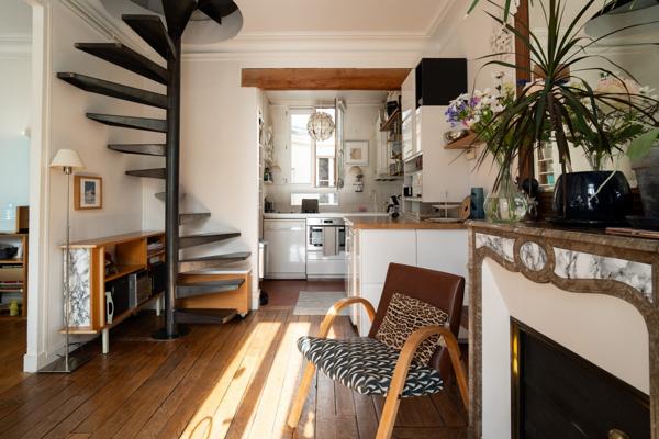 DUPLEX AVEC BALCON FILANT