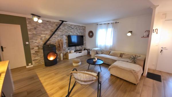 Maison de plain pied à Donges 4 chambres , grand terrain et garage