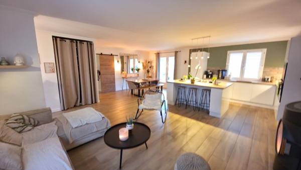 Maison de plain pied à Donges 4 chambres , grand terrain et garage