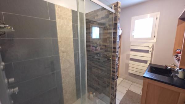 Maison de plain pied à Donges 4 chambres , grand terrain et garage