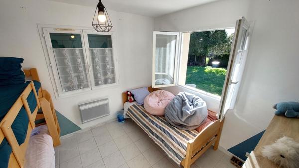 Fléac maison plain pied avec 3 chambres, jardin et garage