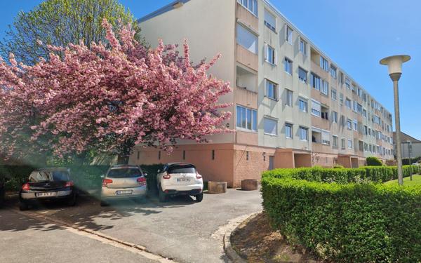 Appartement à vendre    3 pièces • 57 m2 Villeparisis