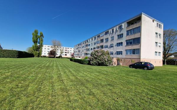 Appartement à vendre    3 pièces • 57 m2 Villeparisis