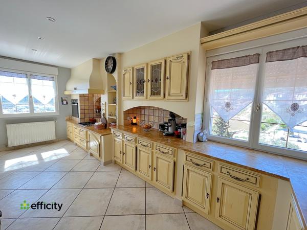 Maison 4 pièces - 160 m² Bien prestige