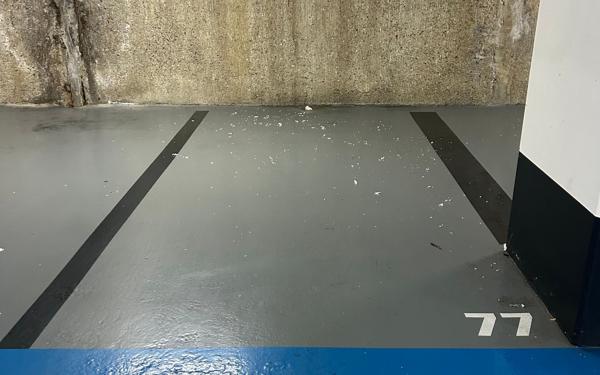 Stationnement à louer