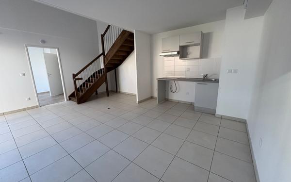 Maison à vendre    3 pièces • 69,48 m2 Castelginest