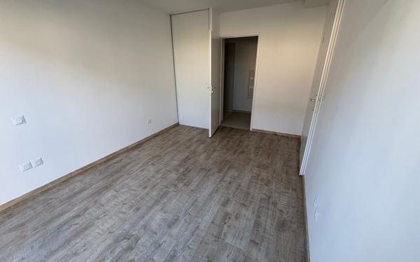 Maison à vendre    3 pièces • 69,48 m2 Castelginest