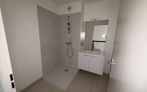 Maison à vendre    3 pièces • 69,48 m2 Castelginest