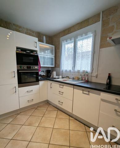 Maison à vendre 4 pièces 69 m² Saint-Seurin-sur-l'Isle
