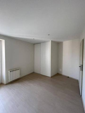Maison 3 pièces                                        - 43750 Vals-près-le-Puy Réf : 13252