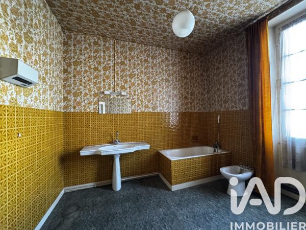 Immeuble à vendre 285 m² Mirambeau