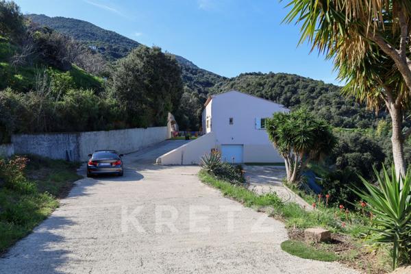 Maison proche du village de Calcatoggio