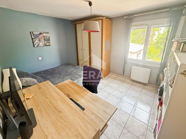 Septèmes-Les-Vallons T4 de 87m2 + véranda 20 m2 sur une parcelle de 775 m2