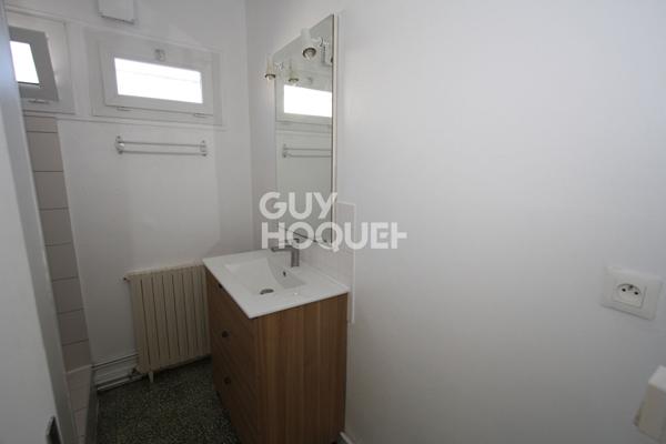 Location : maison  de plain-pied 3 pièces avec garage  à SAINT DENIS EN VAL