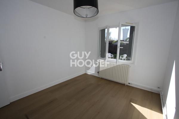 Location : maison  de plain-pied 3 pièces avec garage  à SAINT DENIS EN VAL