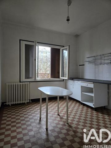 Immeuble à vendre 263 m² Sens