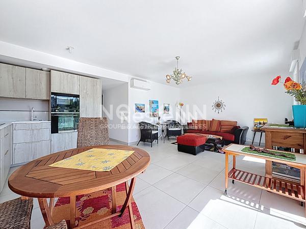 Appartement GOLFE JUAN  3 pieces Parking Piscine Residence recente