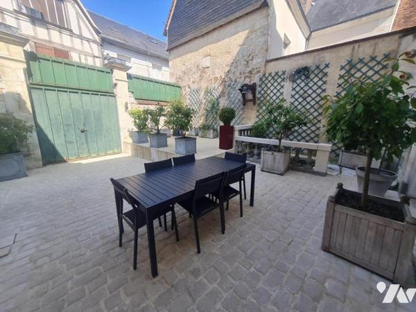 MAISON DE MAITRE- A VENDRE- VENDOME (41100)