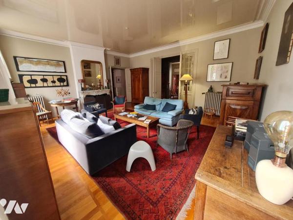 MAISON DE MAITRE- A VENDRE- VENDOME (41100)