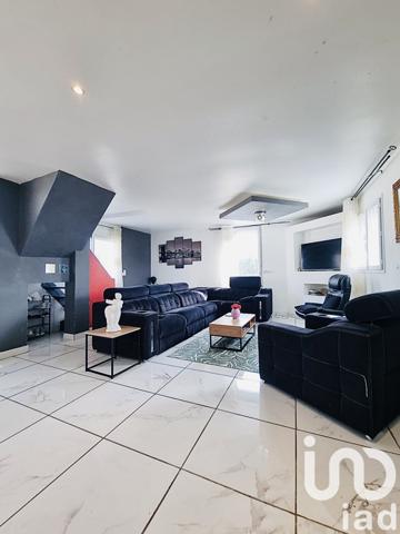 Maison à vendre 10 pièces 168 m² Séméac